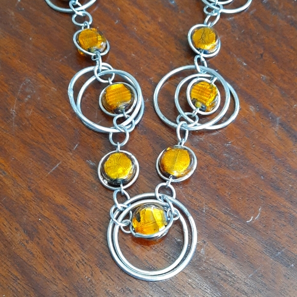 ELEGANT HOOP AND GLASS NECKLACE - Picture 2 of 5